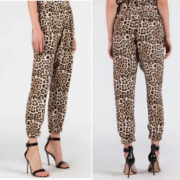 ATM Anthony Thomas Melillo Leopard Print Silk Cropped Joggers - Picture 4 of 9